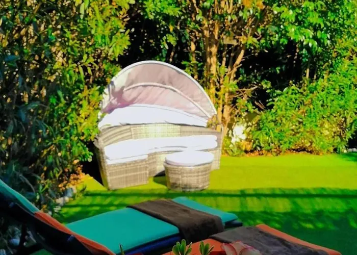 Apartmán Jardin Privatif 300m De La