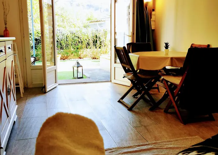 Apartment Jardin Privatif 300m De La *