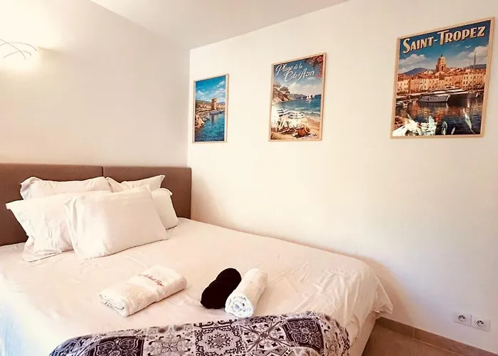 Apartment Jardin Privatif 300m De La Sainte-Maxime